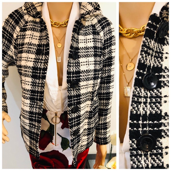 𝐂𝐇𝐀𝐑𝐓𝐄𝐑 𝐂𝐋𝐔𝐁 𝐉𝐚𝐜𝐤𝐞𝐭 - Picture 3 of 7